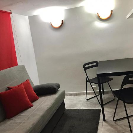 Agradable Apartamento En Zona Malasana Madrid Apartman Kültér fotó