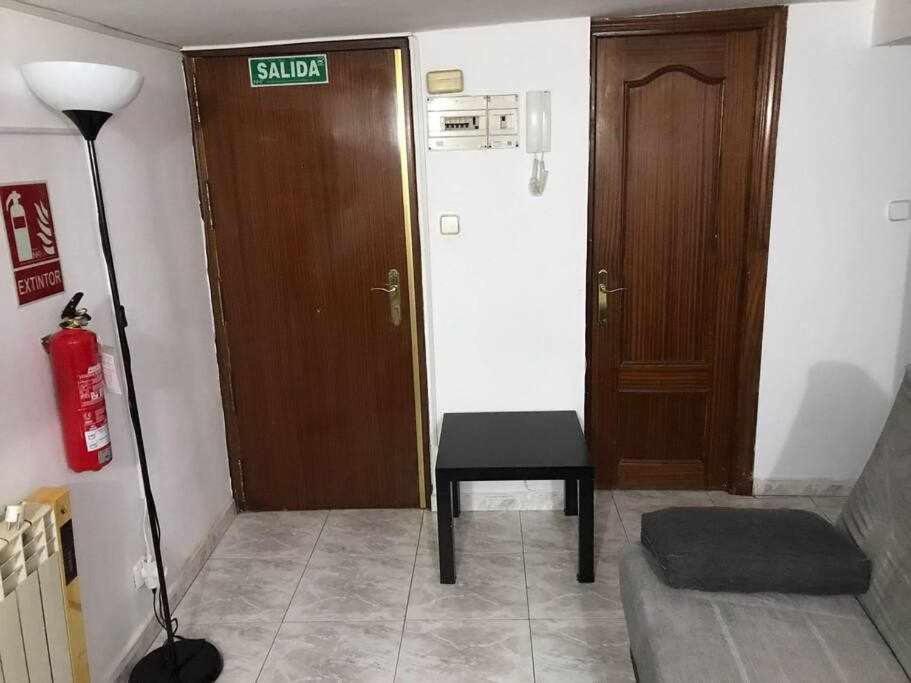 Agradable Apartamento En Zona Malasana Madrid Apartman Kültér fotó
